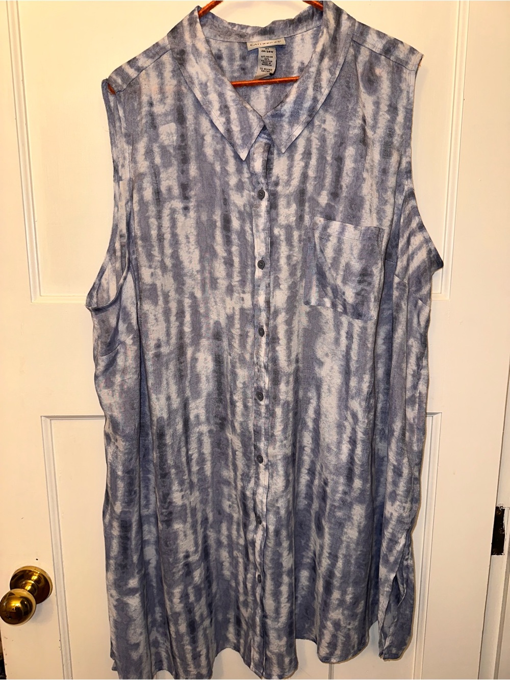 ⭐️ Catherine’s 3X Button-Down Tie-Dye Tank Top